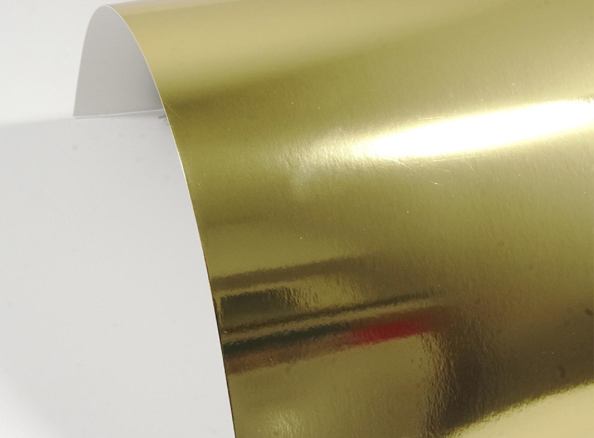 Papier ozdobny kolorowy jednostronnie lustrzany Mirror 300g Gold złoty lustrzany 70x99 Papier ozdobny kolorowy jednostronnie lustrzany Mirror 300g Gold złoty lustrzany 70x99