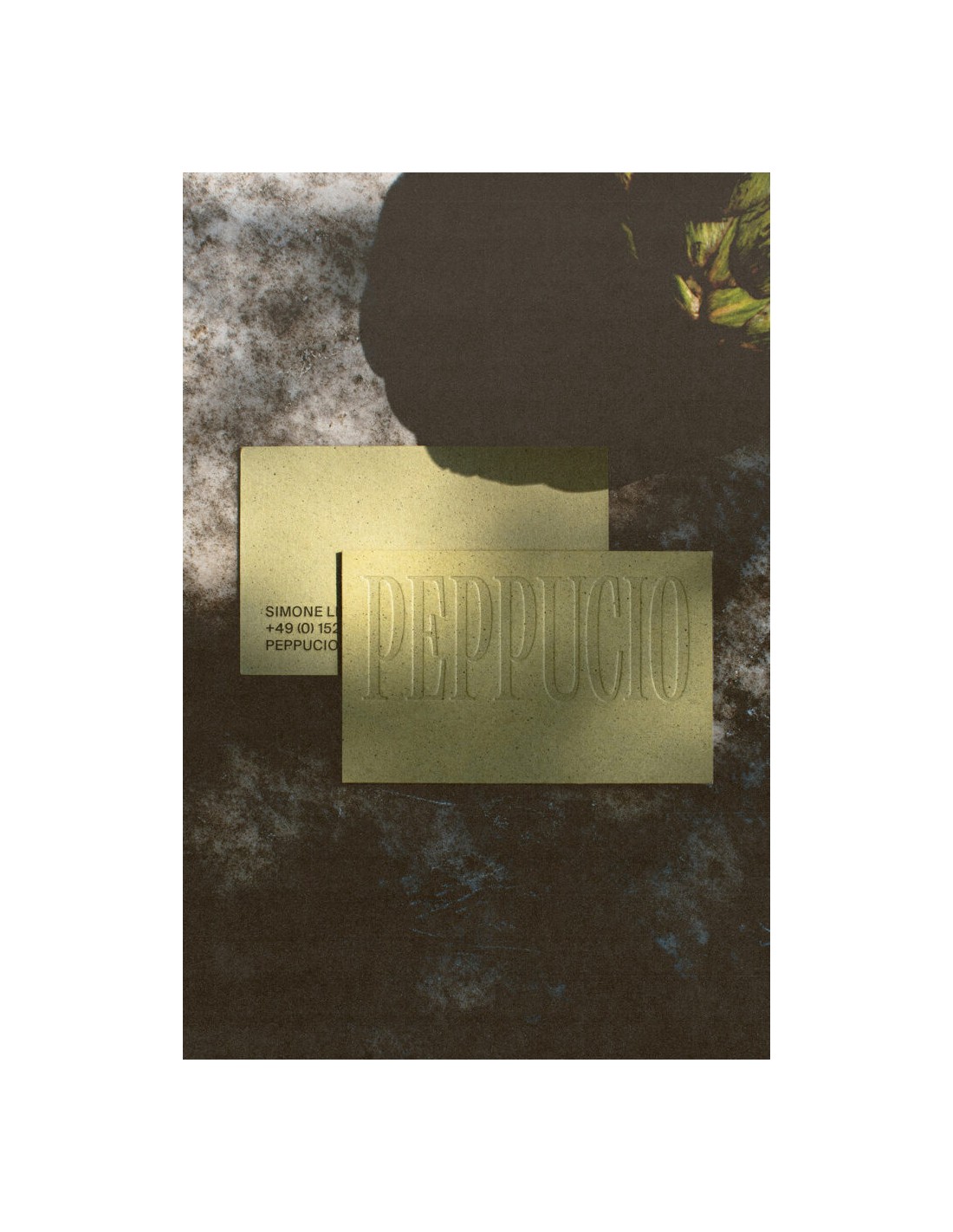 Papier ozdobny gładki kolorowy ekologiczny Crush 250g Kiwi jasny zielony 72x102 R125 Papier ozdobny gładki kolorowy ekologiczny Crush 250g Kiwi jasny zielony 72x102 R125