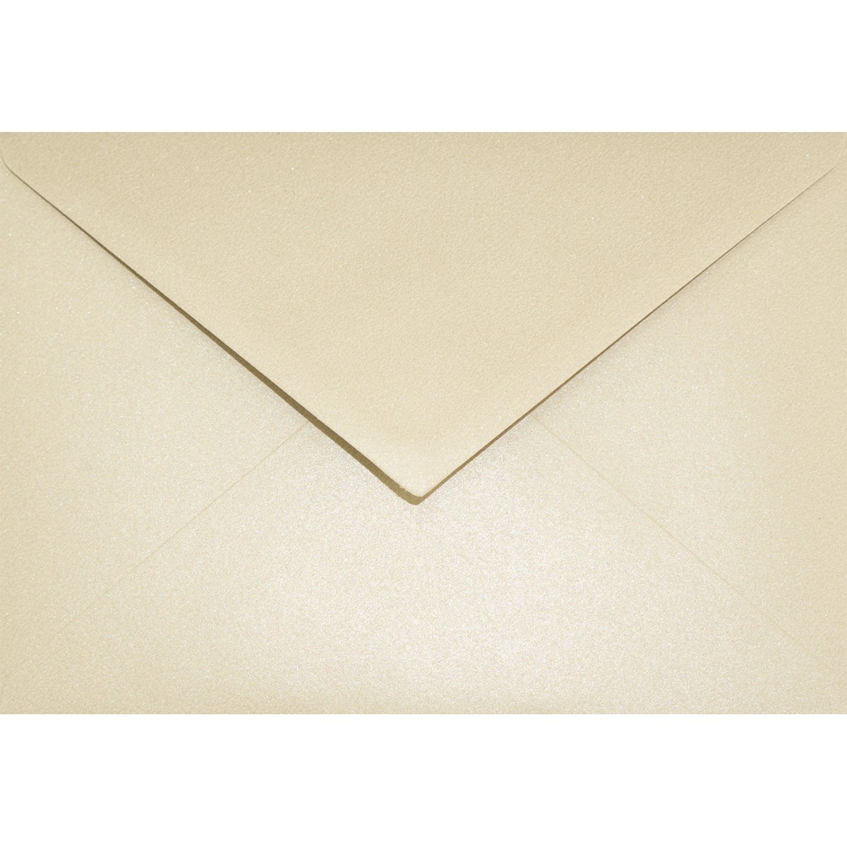 Koperta ozdobna perłowa metalizowana C6 11,4x16,2 NK Aster Metallic Sand beżowa 120g