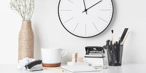 Organizacja miejsca pracy: Jak artykuły biurowe mogą zwiększyć Twoją produktywność?